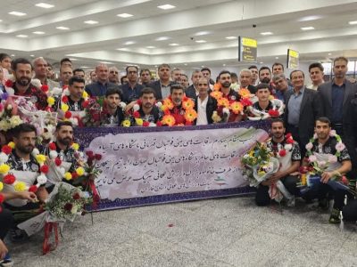 استقبال باشکوه از ستارگان سیمکان جهرم