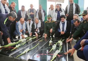 تفکر بسیجی هر ملتی را از گزند دشمنان حفظ می کند