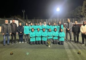 برگزاری رقابت های مینی‌فوتبال بانوان در باغ جنت شیراز