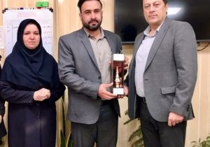 تقدیر از مدیر روابط‌ عمومی هیئت ورزش‌های همگانی فارس به مناسبت هفته تربیت بدنی