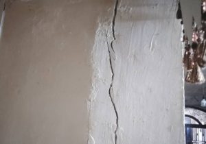 اجرای ارزیابی خسارات زلزله در سپیدان با دقت و به‌صورت خانه‌ به‌ خانه