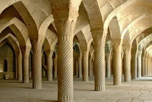 توقف فوری حفاری غیرمجاز در حریم مسجد وکیل با ورود میراث فرهنگی فارس