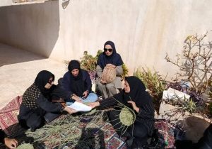 برگزاری دوره آموزشی ترکهبافی در داراب با هدف احیای هنرهای فراموششده