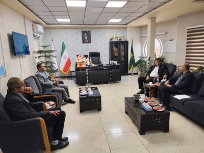 دیدار فرماندار شهرستان خفر با مدیرکل ثبت اسناد و املاک فارس