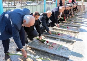 برگزاری مراسم گلباران قبور مطهر شهدای غریب اسارت