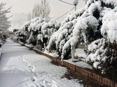 بارش ۹ سانتی متر برف در سپیدان