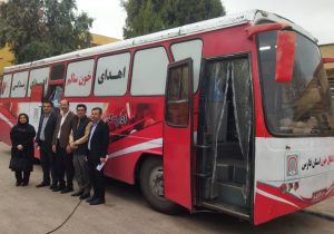 استقرار واحد سیار انتقال خون استان فارس در محل اداره ثبت احوال شهرستان شیراز