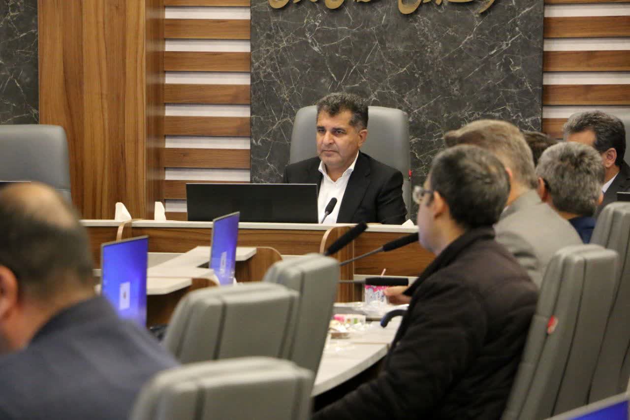 توسعه تولید پراکنده و تکمیل شبکه فوق‌ توزیع، تضمین‌کننده برق پایدار در استان فارس