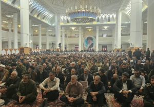 حضور مردم فارس در چهلم شهدای ترور، تجدید میثاق با آرمان‌های انقلاب است