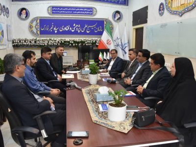 صنعت و پژوهش، مسیر تبدیل ایده به ثروت و پیشرفت استان است