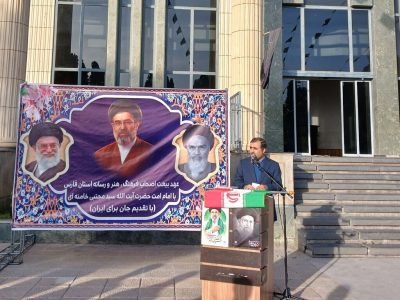 امروز ملت ایران از نعمت وجود رهبری فقیه برخوردار است