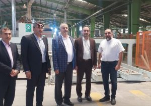 بازدید میدانی مدیرعامل شرکت شهرک‌های صنعتی فارس از واحدهای تولیدی شهرک صنعتی بزرگ شیراز