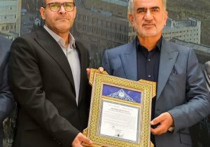 تقدیر، از معاون فرهنگی شهردار و رئیس سازمان فرهنگی، اجتماعی و ورزشی شهرداری شیراز